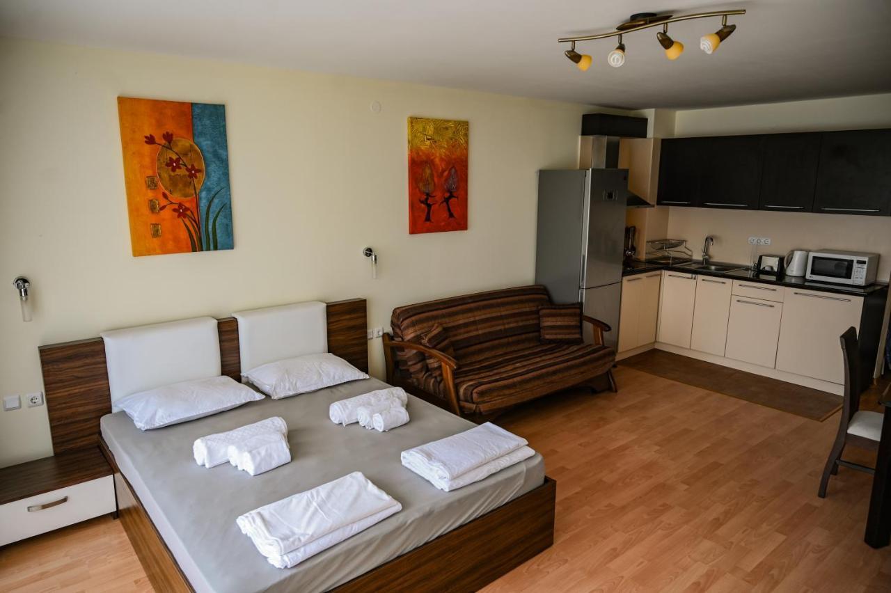 Panorama Fort Beach, Фамилно Студио Deluxe Sveti Vlas Exterior photo